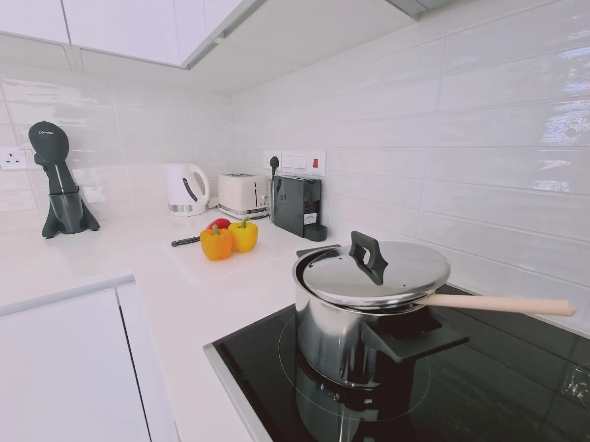 Stay Sunshine Aura Protaras Feriehus